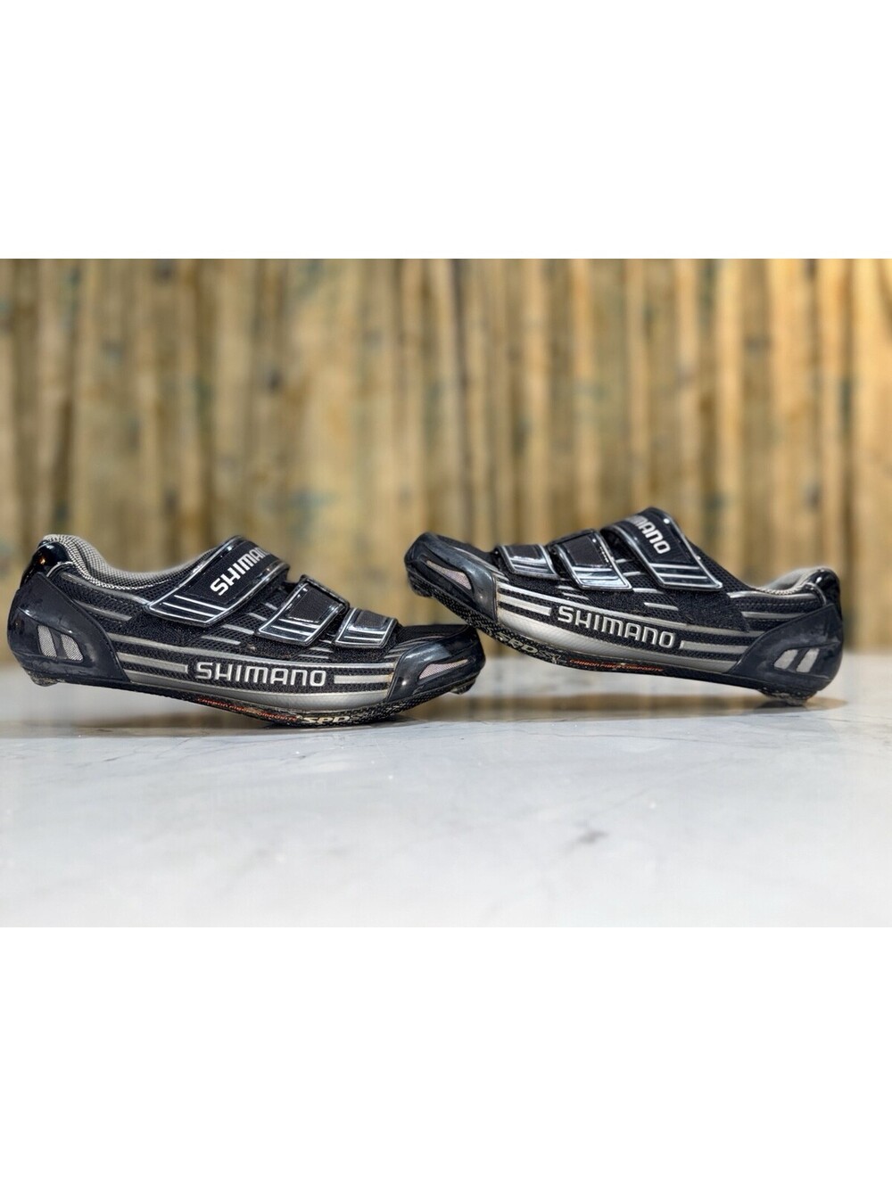 Shimano SH-R151 Carbon Road Cycling Shoes Men’s EU 43.5 US 9.5 SPD-SL Black